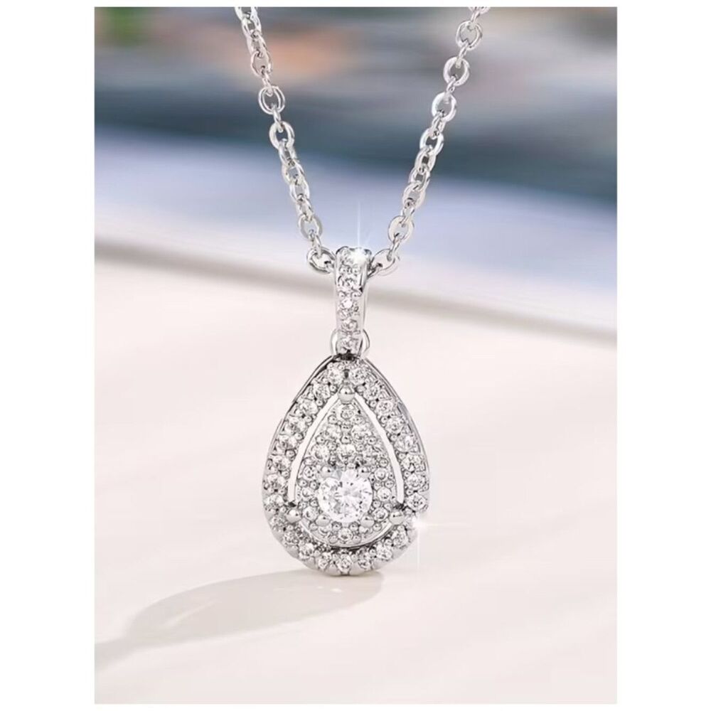 Cubic Zirconia Inlaid Waterdrop-Shaped Pendant Stylish & Refined Necklace